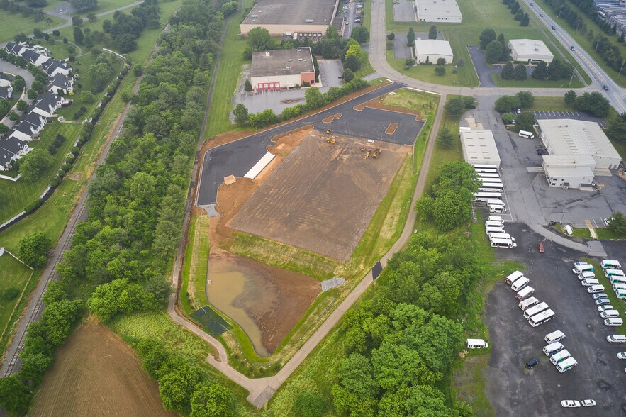 More Photos Of 1150 Conroy Pl, Easton Warehouse For Lease
