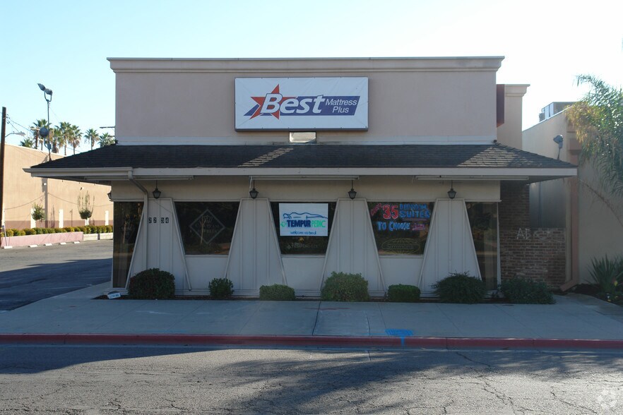 More Photos Of 2234 S Mooney Blvd, Visalia Freestanding For Sale