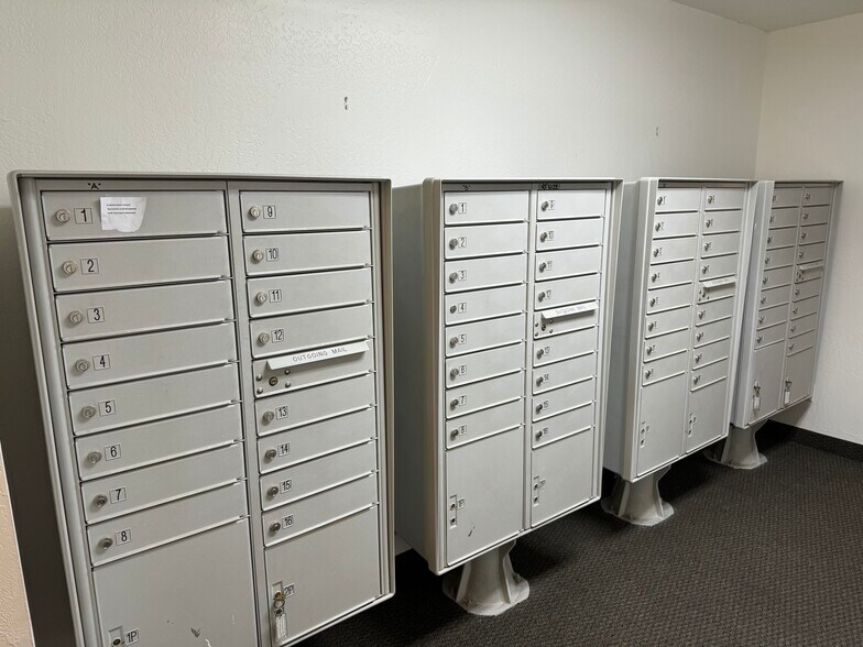 More Photos Of 7339-7345 E Evans Rd, Scottsdale Office For Lease