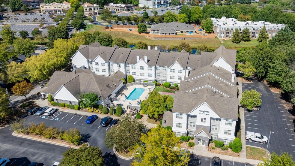 Primary Photo Of 16830 Kenton Dr, Cornelius Hotel For Sale