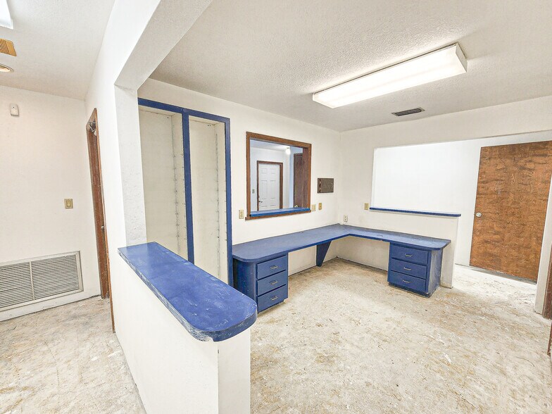 More Photos Of 11121 SE 53rd Ct, Belleview Medical For Sale