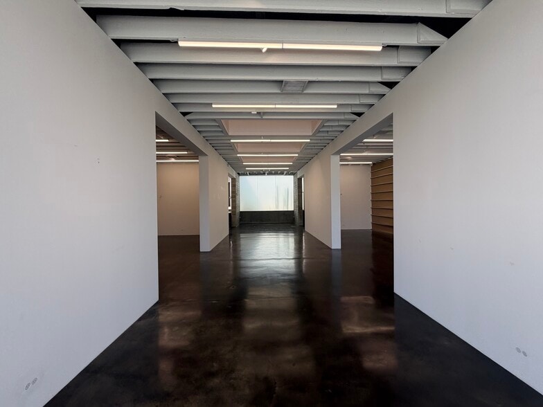 More Photos Of 8115 Melrose Ave, Los Angeles Storefront Retail Office For Lease