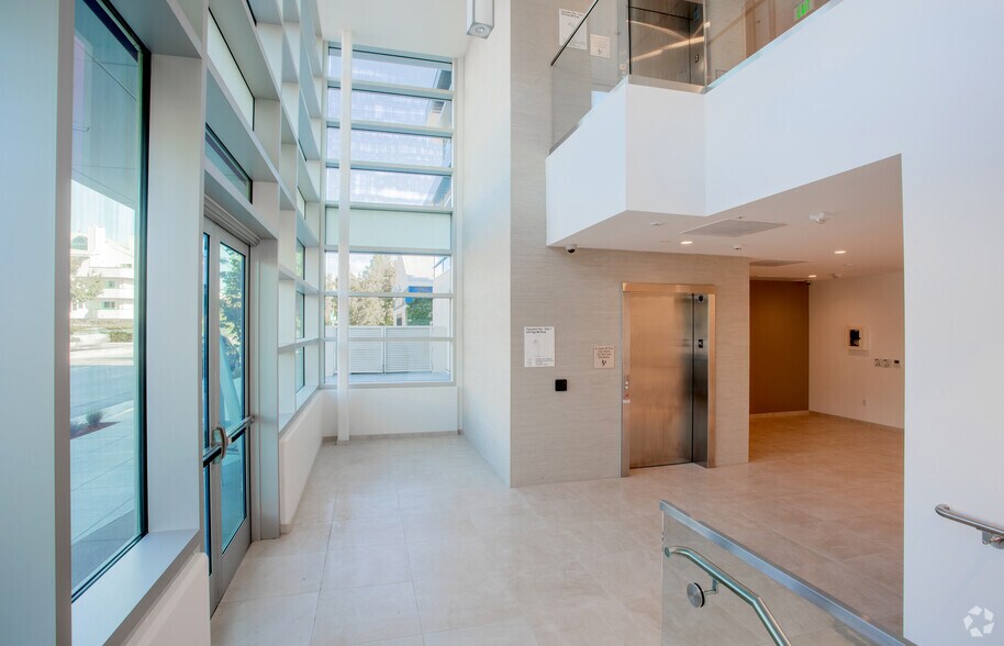 More Photos Of 425 Page Mill Rd, Palo Alto Multifamily For Sale