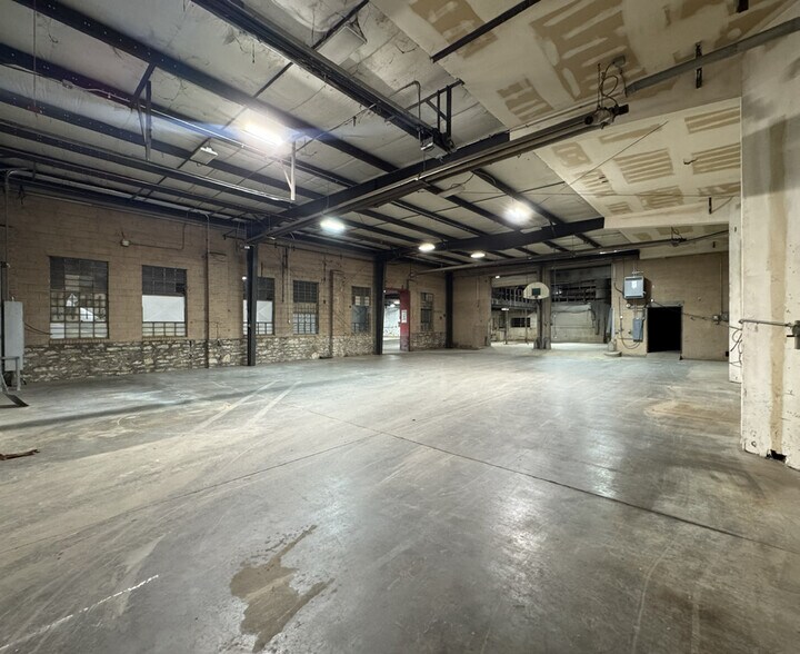 More Photos Of 1724 Washington St, Kansas City Manufacturing For Sale