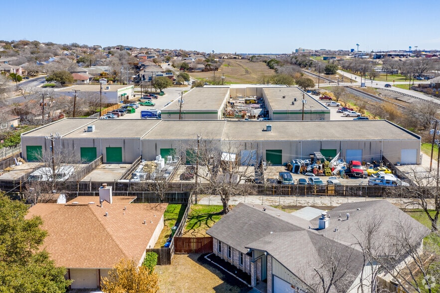 More Photos Of 14309 Toepperwein Rd, San Antonio Service For Lease