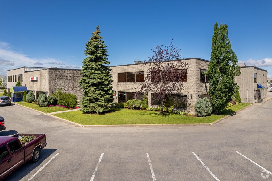 More Photos Of 330-364 Rue Joseph-Carrier, Vaudreuil-dorion Office For Lease