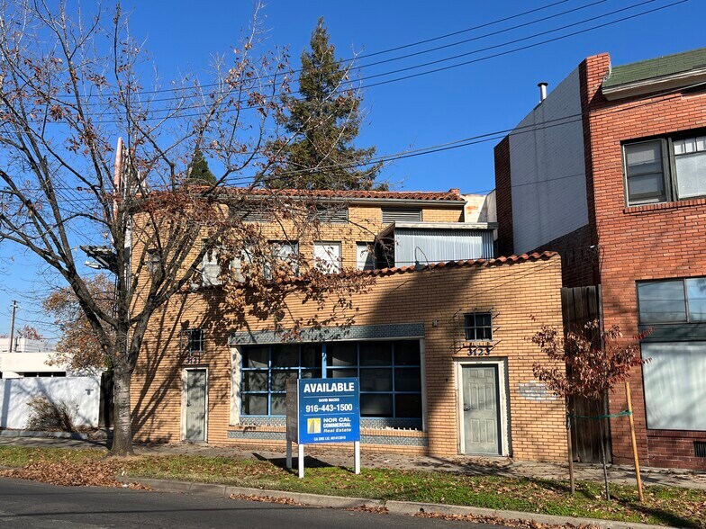 More Photos Of 3121 Broadway, Sacramento Storefront Retail Residential For Sale