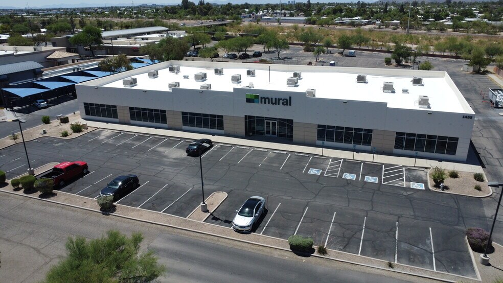 More Photos Of 1455 W River Rd, Tucson Schools For Lease