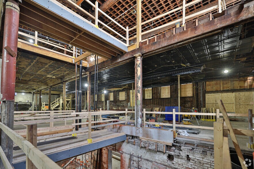 More Photos Of 526 Main St, Worcester Unknown For Lease