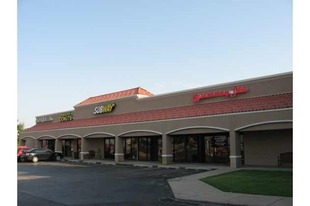 More Photos Of 915-1009 N Elm Pl, Broken Arrow Unknown For Lease