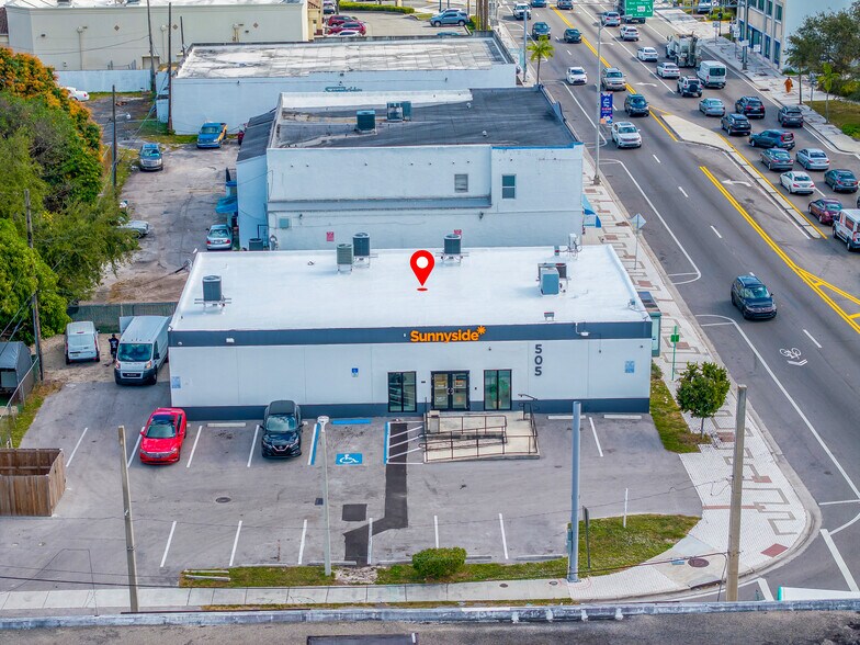 Primary Photo Of 505 NE 125th St, North Miami Medical For Sale