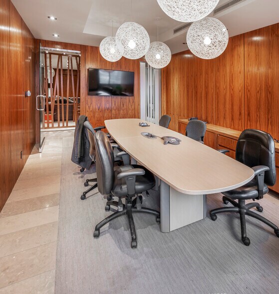 More Photos Of 602 12th Ave SW, Calgary Office For Sale