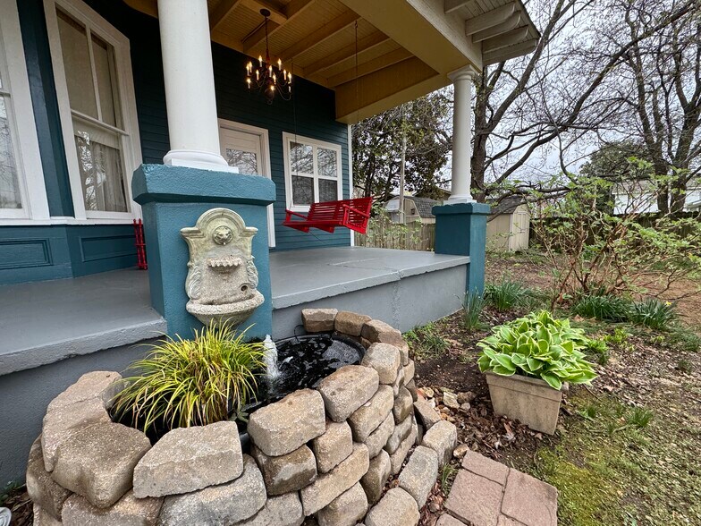 More Photos Of 224 W Chickasaw St, Tahlequah Hospitality For Sale