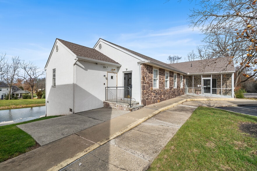 More Photos Of 133 Level Rd, Collegeville Office For Lease