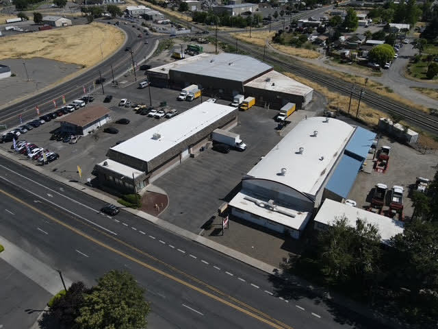 More Photos Of 518 E 1st Ave, Kennewick Industrial For Lease