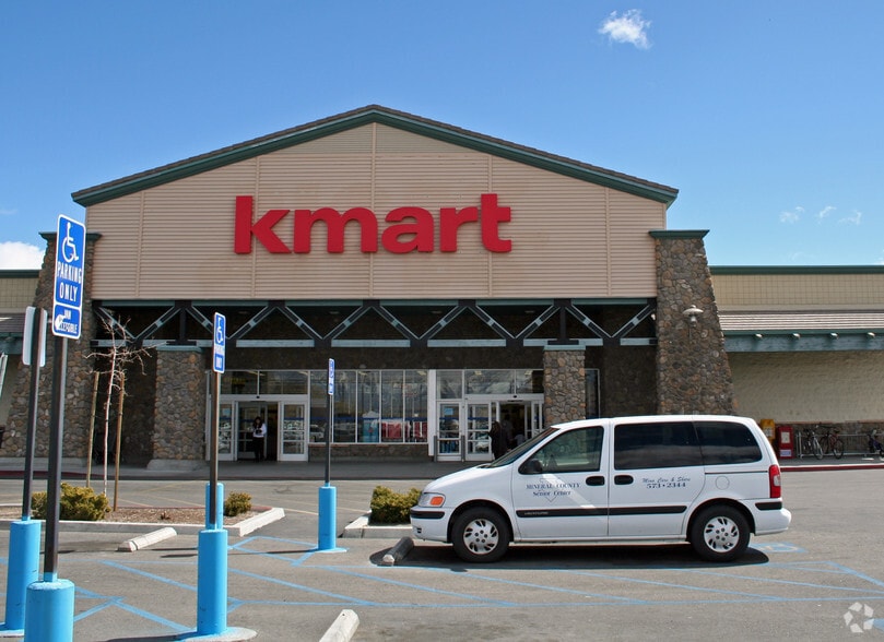 More Photos Of 1200 Main St, Bishop Freestanding For Sale