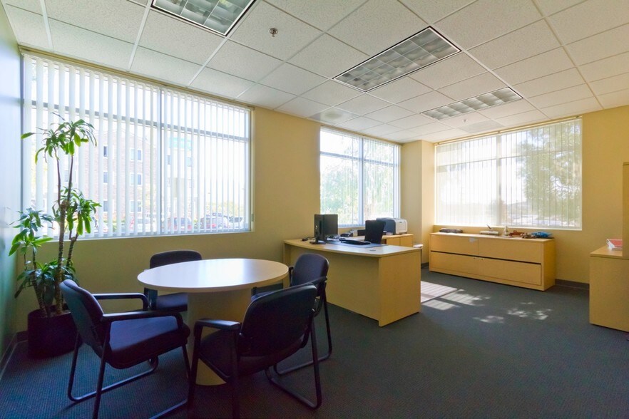 More Photos Of 6 Orchard Rd, Lake Forest Office For Lease