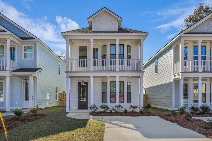 More Photos Of , Savannah Specialty For Sale