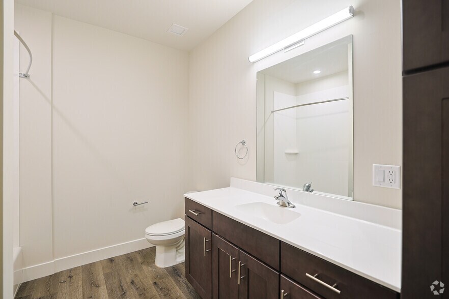 More Photos Of 61 N Dorset St, South Burlington Multifamily For Sale