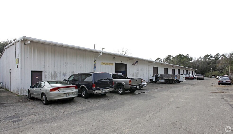 More Photos Of 1530 Capital Cir SW, Tallahassee Warehouse For Lease