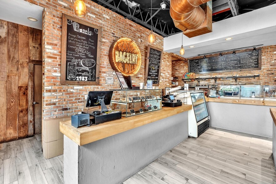 More Photos Of 3693 SW 22nd Ter, Miami General Retail For Lease