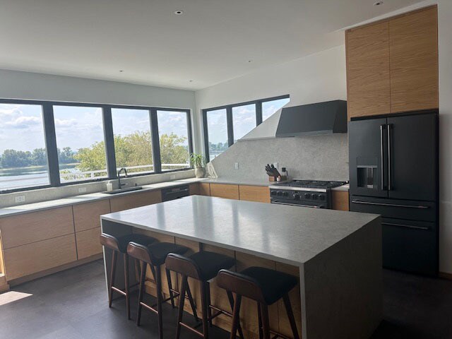 More Photos Of 100-106 State St, Newburgh Freestanding For Sale