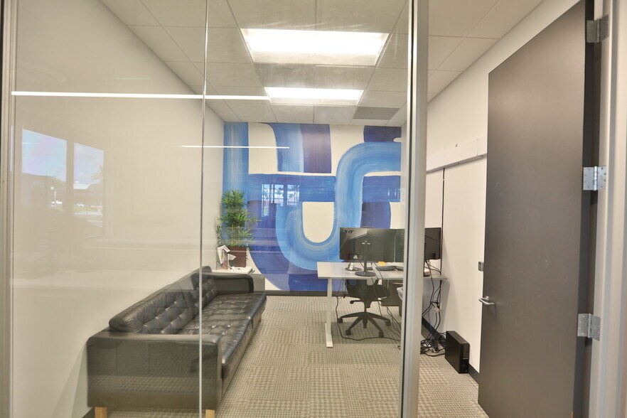 More Photos Of 19732 MacArthur Blvd, Irvine Office For Lease