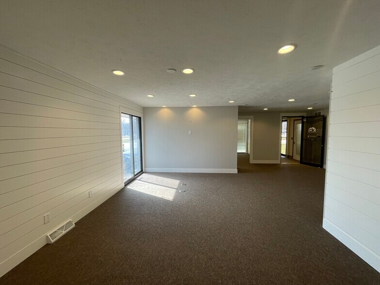 More Photos Of 8194 Byron Center Ave SW, Byron Center Medical For Lease