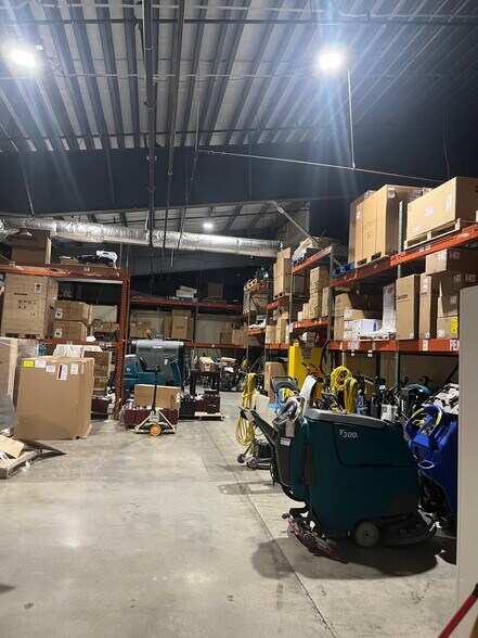 More Photos Of 1401 AIP Dr, Middletown Warehouse For Sale