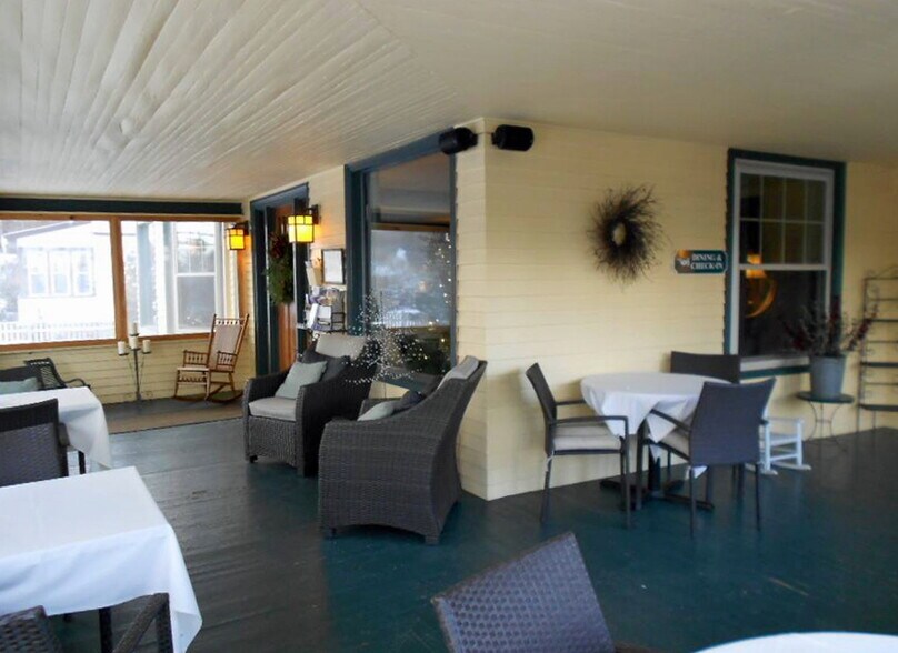 More Photos Of 548 Main St, Fryeburg Hotel For Sale