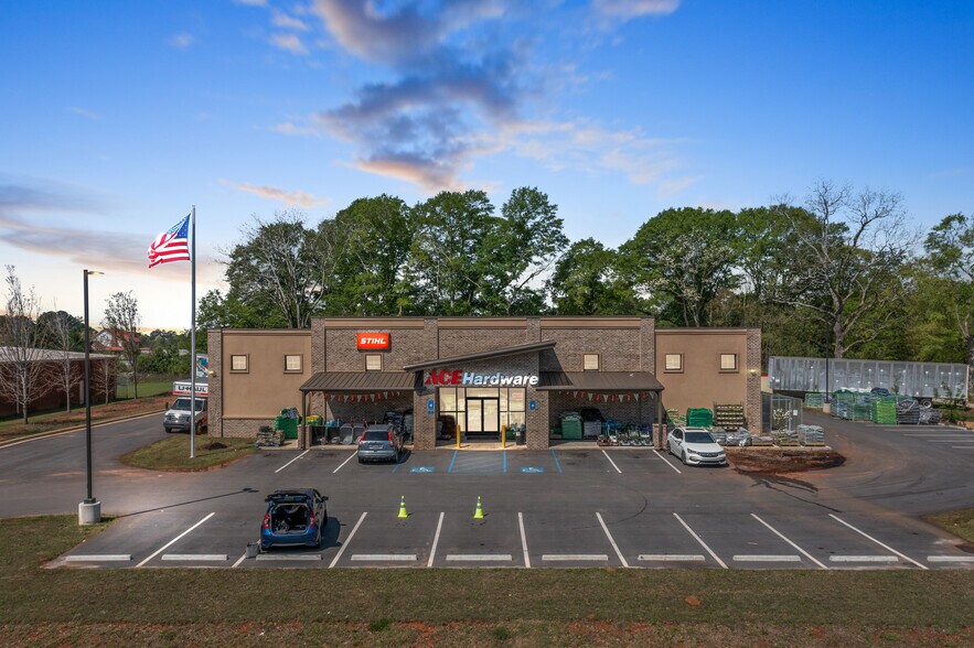 More Photos Of 3204 Highway 155, Locust Grove Storefront For Sale