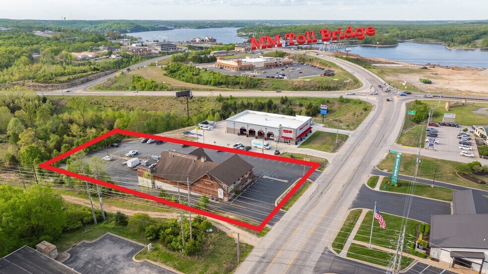 More Photos Of 1815 Bagnell Dam Blvd, Lake Ozark Restaurant For Sale