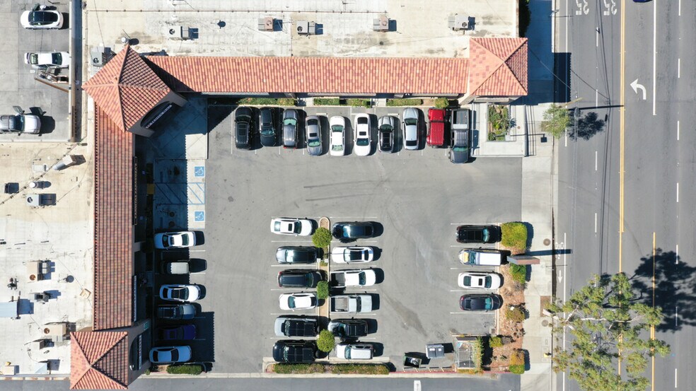 More Photos Of 1252 W 6th St, Corona Storefront For Sale