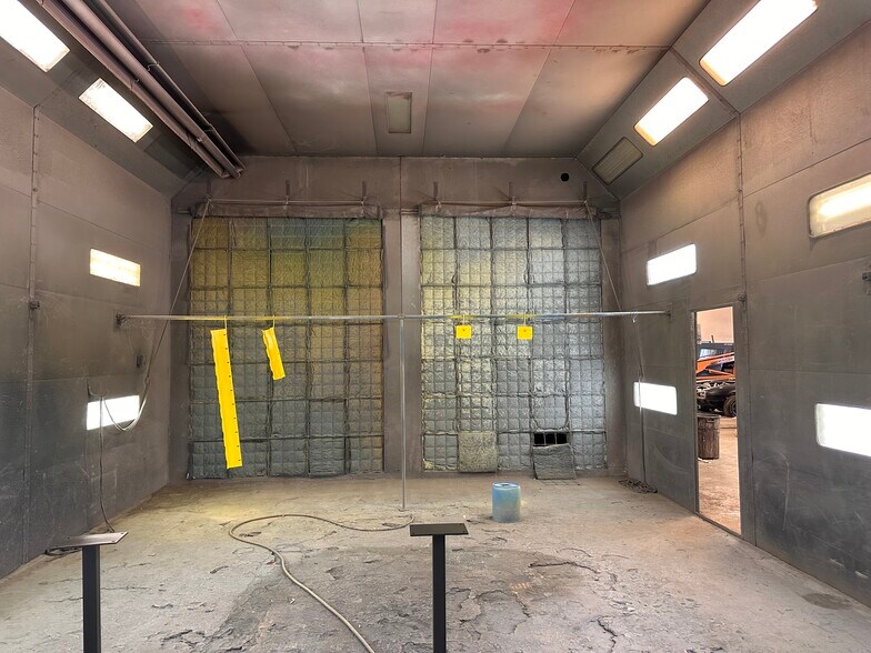 More Photos Of 3945 S Blue Star Dr, Traverse City Service For Sale