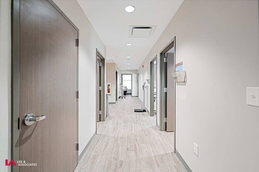 More Photos Of 11855 Alpharetta Hwy, Roswell Medical For Sale