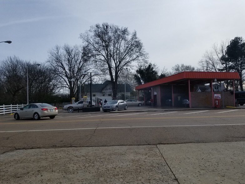 More Photos Of 12088 Main St, Mason Carwash For Sale