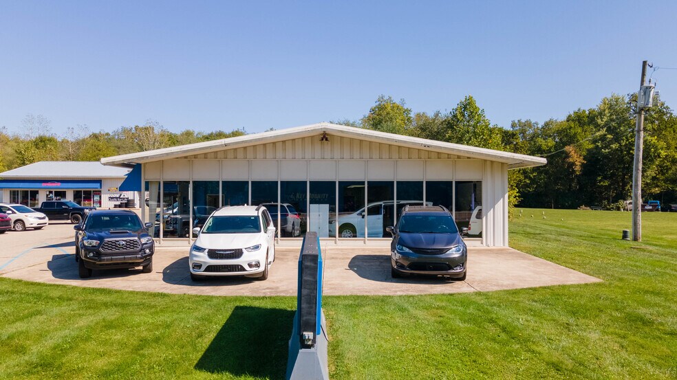 More Photos Of 1970 Us-68 N, Xenia Freestanding For Lease