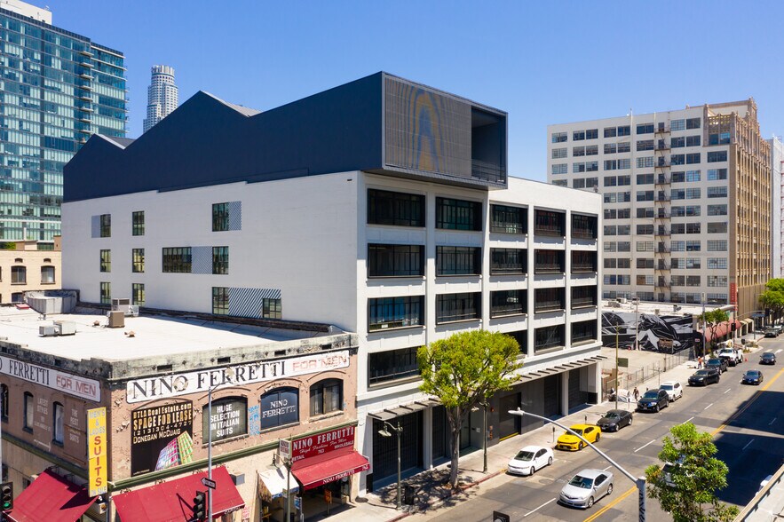 More Photos Of 755 S Los Angeles St, Los Angeles Loft Creative Space For Lease