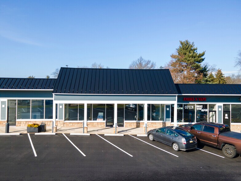 More Photos Of 853-881 W Butler Pike, Ambler General Retail For Lease