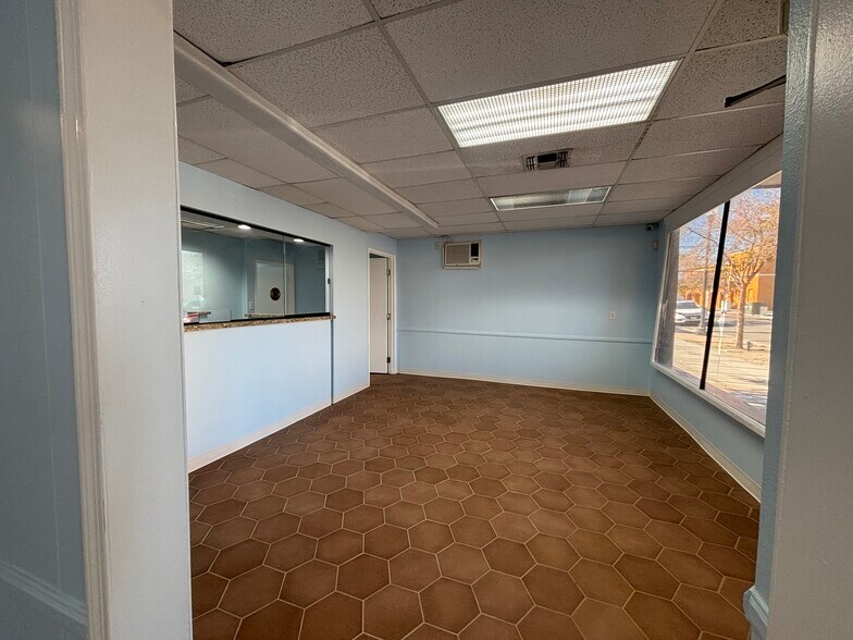 More Photos Of 1490 6th St, Coachella Medical For Lease