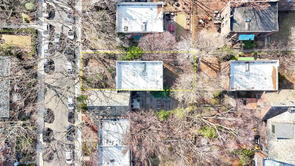 More Photos Of 3930 45th St, Sunnyside Apartments For Sale