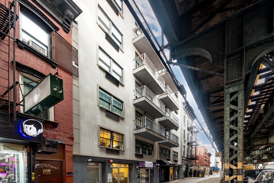 More Photos Of 409-413 Broadway, Brooklyn Apartments For Lease