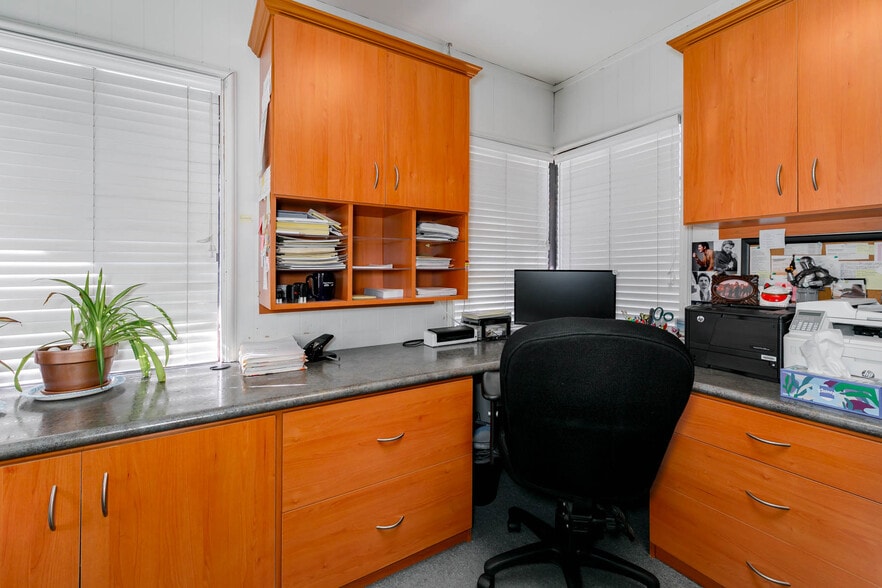 More Photos Of 95 W Sierra Madre Blvd, Sierra Madre Medical For Sale