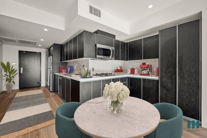 More Photos Of 951 Ogden Ave, Los Angeles Apartments For Lease
