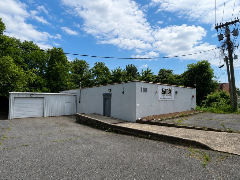 More Photos Of 130 Elk St, Lexington Manufacturing For Lease