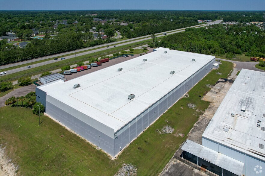 More Photos Of 201 Luken Rd, Goose Creek Warehouse For Lease