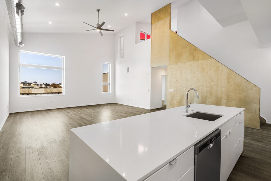 More Photos Of 1229-1231 N Front St, Philadelphia Apartments For Sale