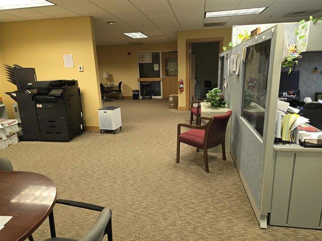 More Photos Of 105 Main St, Windsor Office For Sale