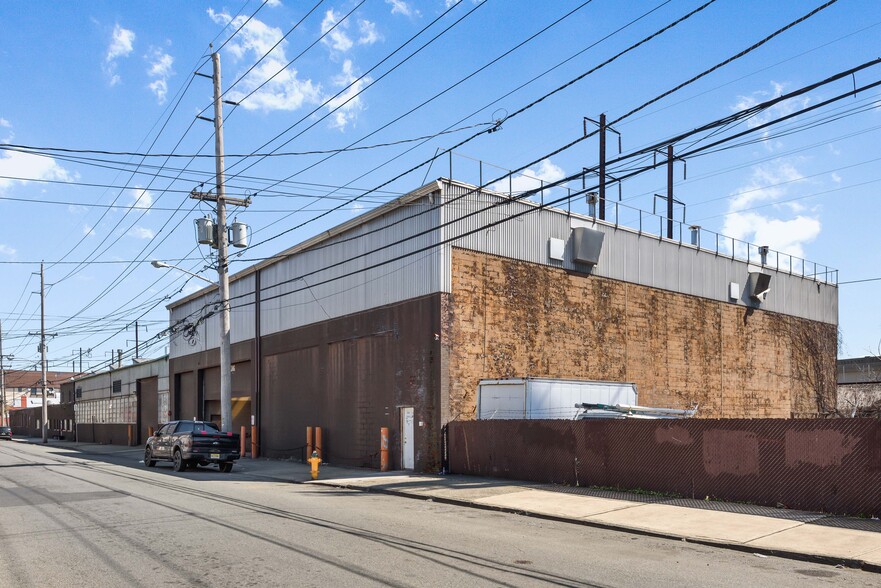 Primary Photo Of 23-53 Rome St, Newark Warehouse For Lease