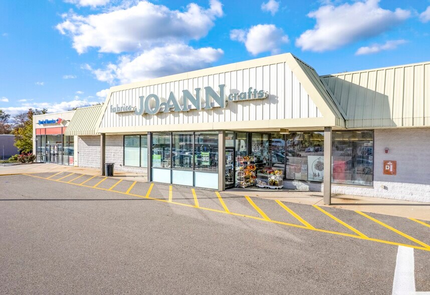 More Photos Of 300 New State Hwy, Raynham General Retail For Lease